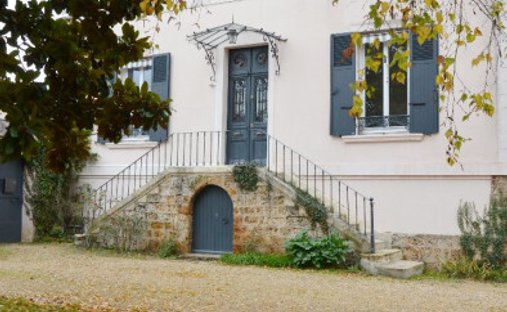House in Coteau Sud, Chevreuse, France 1
