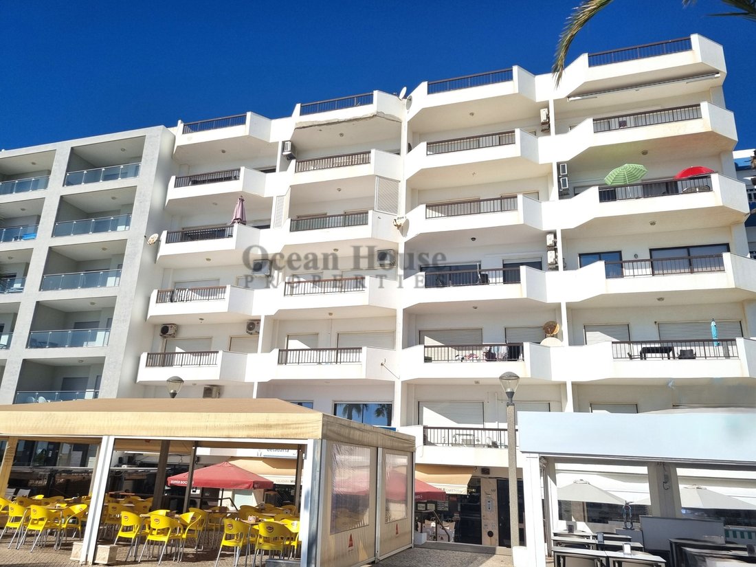 Apartment in Quarteira, Algarve, Portugal 1 - 16472532