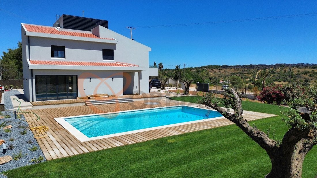 House in Quarteira, Algarve, Portugal 2 - 14391506