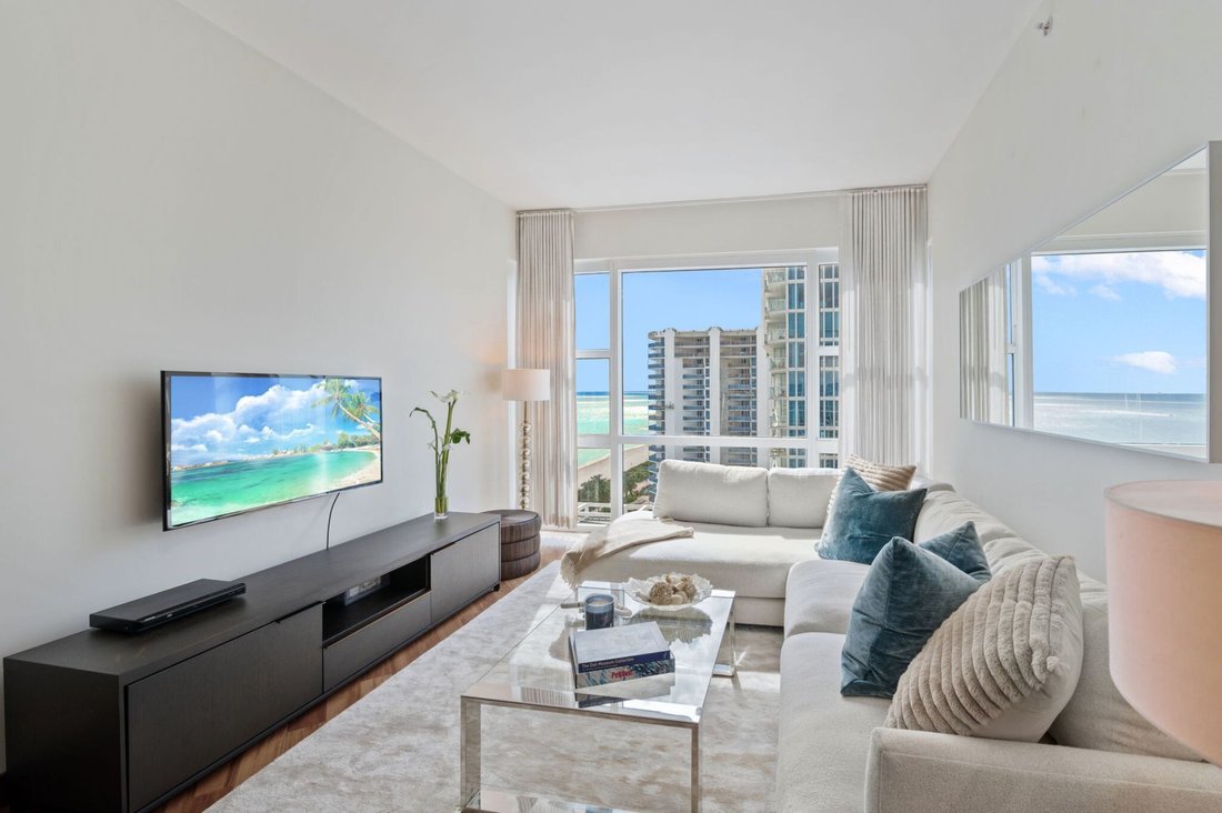 Condo in Miami Beach, Florida, United States 1 - 16712260