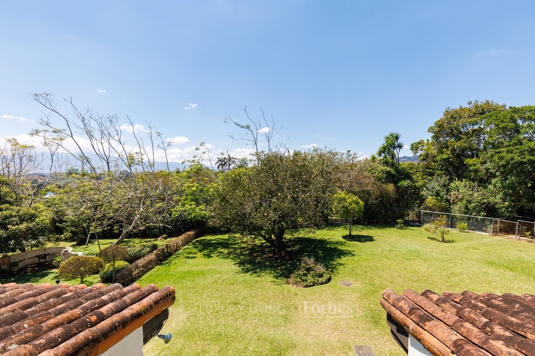 House in San Isidro, Heredia Province, Costa Rica 5 - 13989776