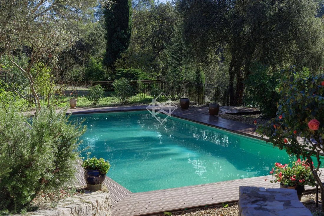 Estate in Le Thoronet, Provence-Alpes-Côte d'Azur, France 4 - 16712688