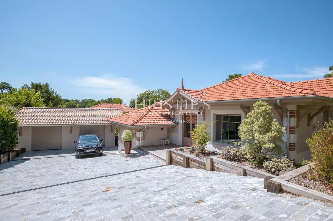 House in Le Moulleau-Les Abatilles, Arcachon, France 3 - 16711089