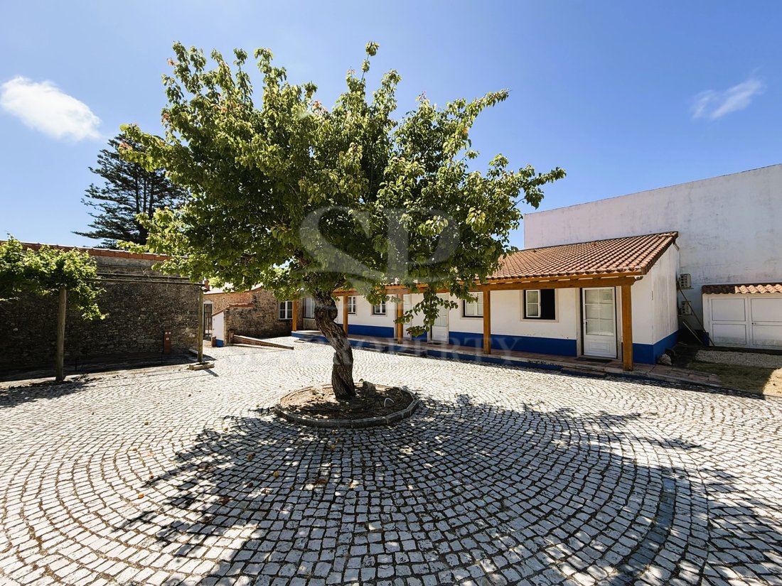 Finca in Monte Redondo e Carreira, Leiria District, Portugal 2 - 15949528