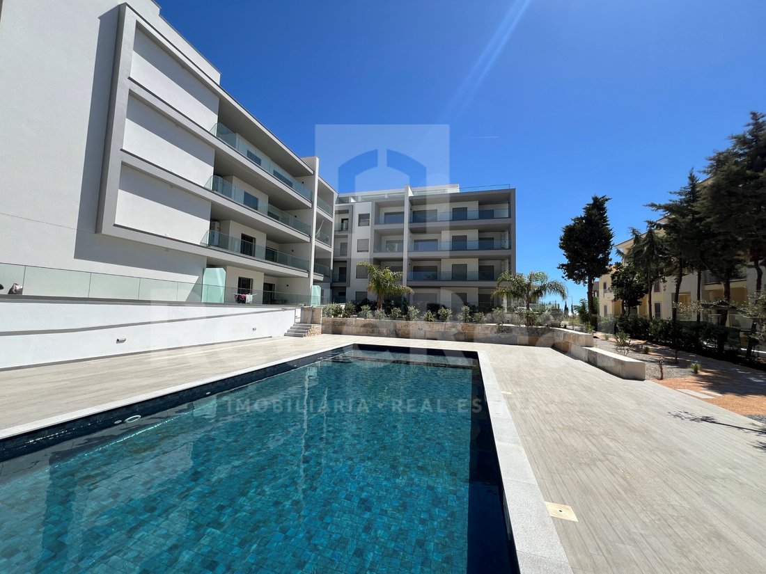 Apartment in Olhos de Agua, Algarve, Portugal 1 - 16598119