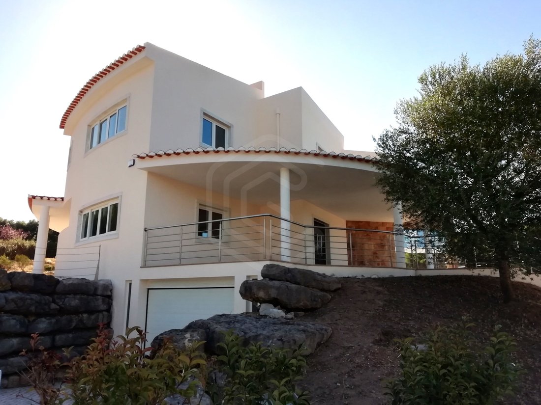 House in Belas, Lisbon, Portugal 1 - 15447375