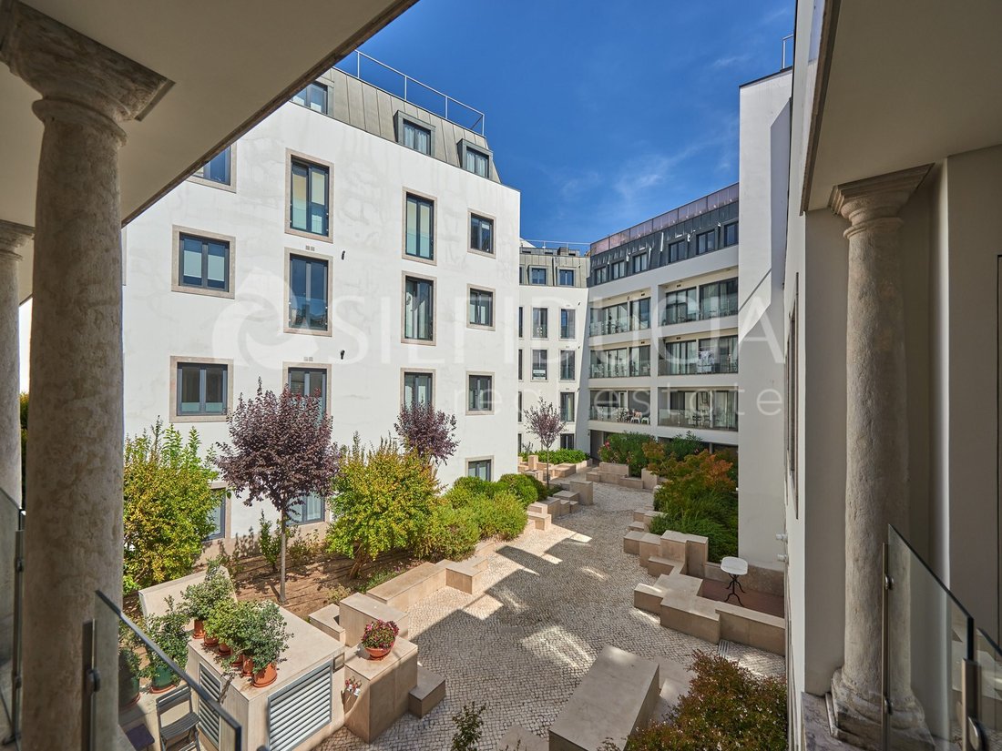 Apartment in Misericordia, Lisbon, Portugal 1 - 12798885