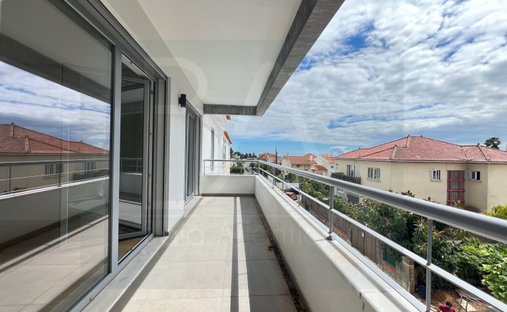 Wohnung in Carcavelos und Parede, Lissabon, Portugal 1