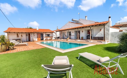 Villa in Sao Bartolomeu de Messines, Algarve, Portugal 1