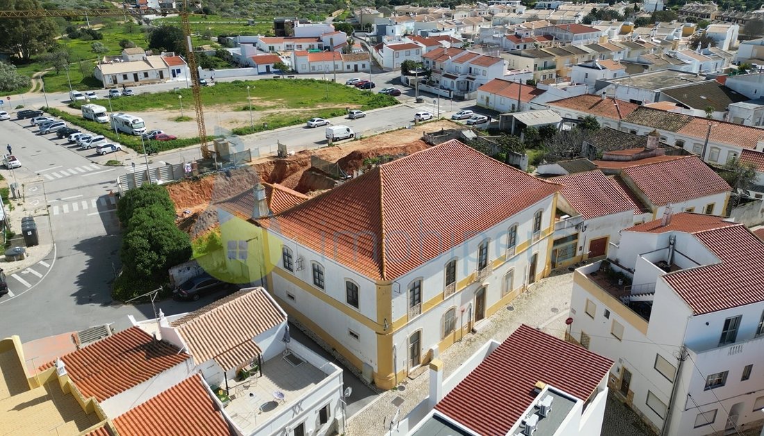 House in Faro (Se e Sao Pedro), Algarve, Portugal 1 - 16484476
