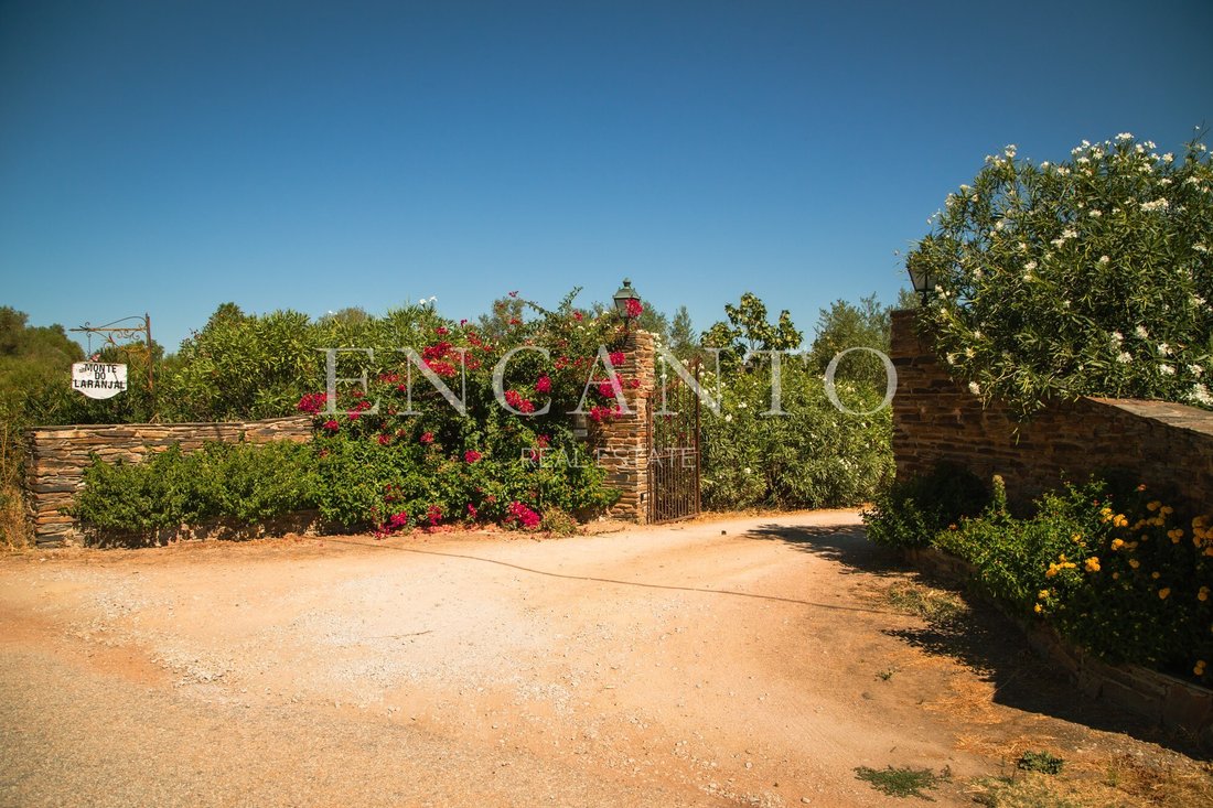 Finca in Monsaraz, Évora District, Portugal 4 - 16284438