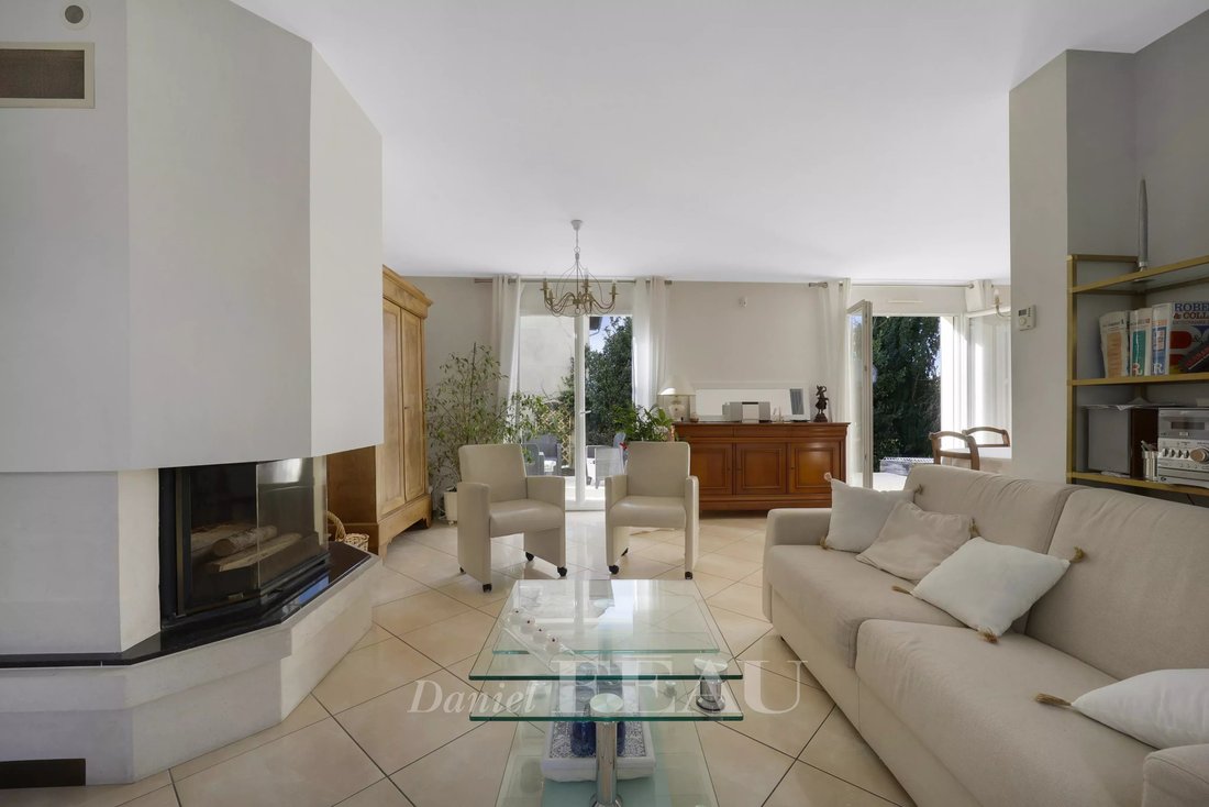 House in Le Chesnay, Le Chesnay-Rocquencourt, France 4 - 16711037