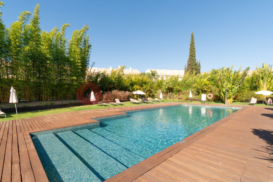 Apartment in Quarteira, Algarve, Portugal 1 - 16682236