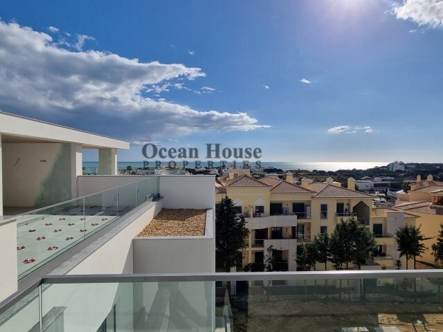 Apartment in Olhos de Agua, Algarve, Portugal 1 - 16188832