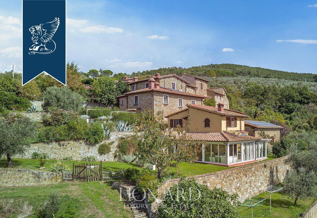 Villa in Castelfranco Piandisco, Tuscany, Italy 4 - 16713439