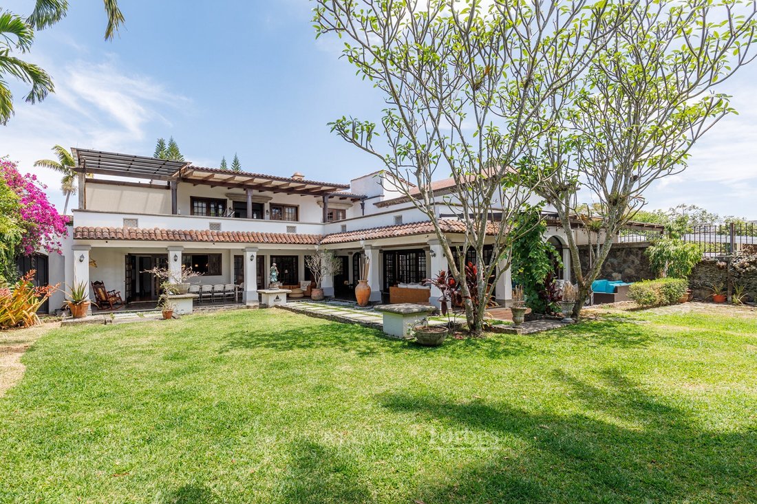 House in San Rafael, Heredia Province, Costa Rica 1 - 13267216