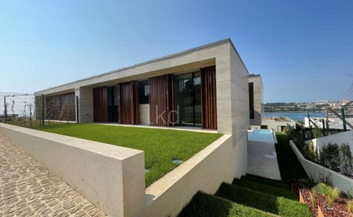 House in Canidelo, Porto District, Portugal 1
