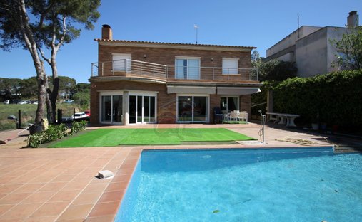 Villa in Palamos, Catalonia, Spain 1