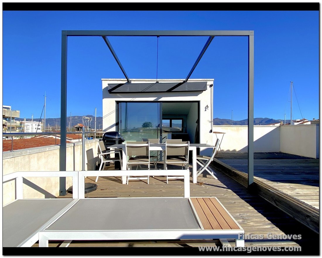 House in Empuriabrava, Catalonia, Spain 4 - 16392799
