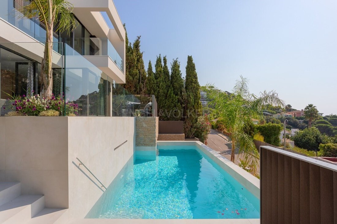 House in Lloret de Mar, Catalonia, Spain 2 - 16069540