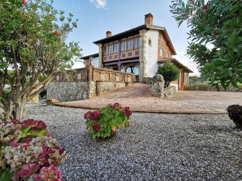 Villa in Santillana del Mar, Cantabria, Spain 3 - 16713485
