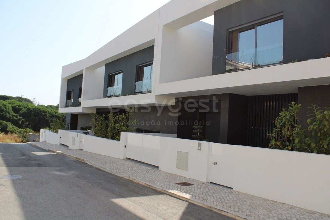 House in Loures, Lisbon, Portugal 1 - 15997303