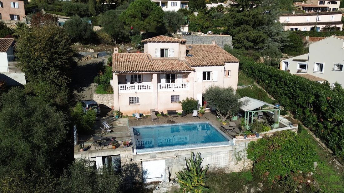 House in Gattières, Provence-Alpes-Côte d'Azur, France 1 - 16713079
