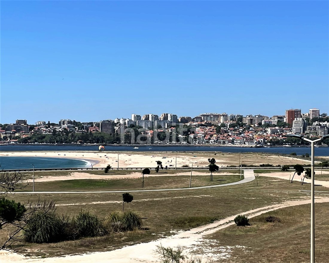 Apartment in Canidelo, Porto District, Portugal 1 - 16621480