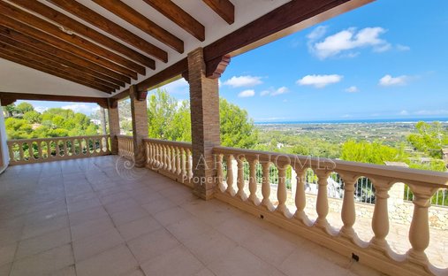 Chalet in Muntanya de la Sella, Pedreguer, Valencian Community 1