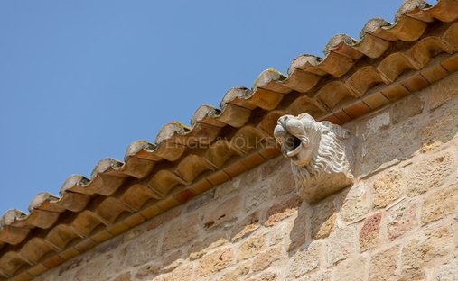 D'orriols Castle / Palace