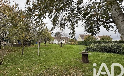 Castle for Sale in Samoreau, Île-de-France, France