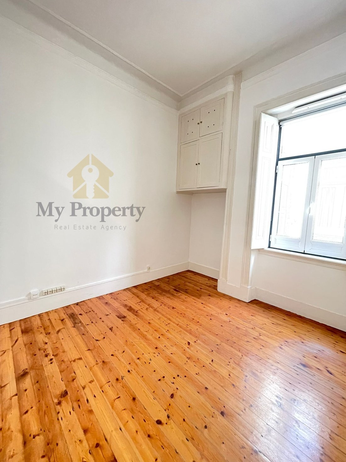 Apartment in Arroios, Lisbon, Portugal 5 - 16563652