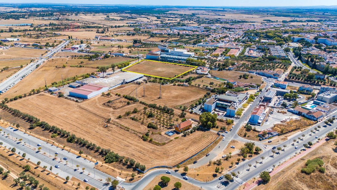 Land in Canaviais, Évora District, Portugal 1 - 14822142