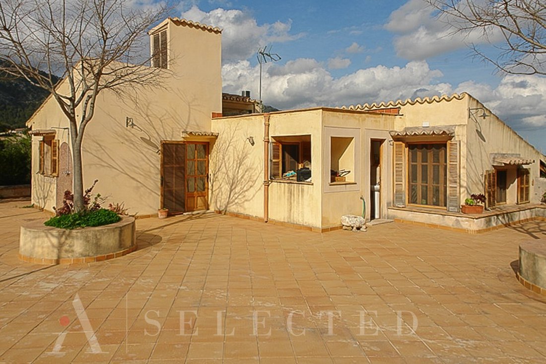 Chalet in Buger, Balearic Islands, Spain 1 - 10696576
