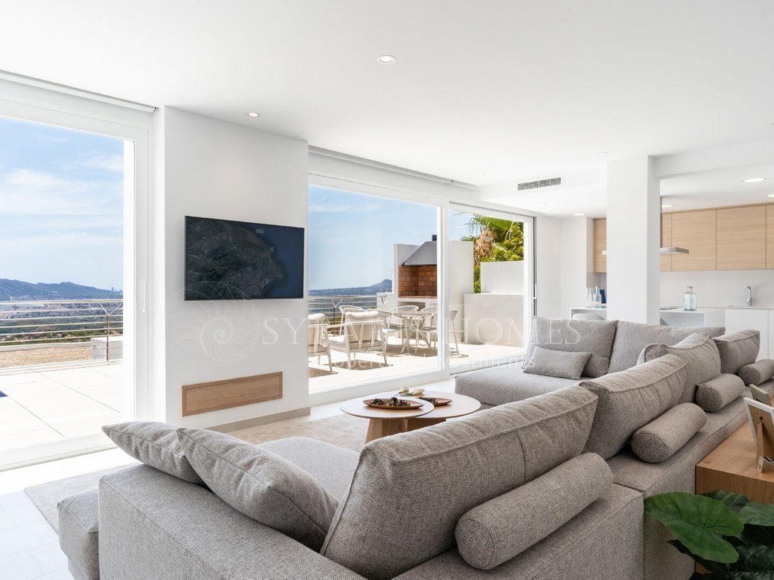 Chalet in Altea, Valencian Community, Spain 1 - 14572076
