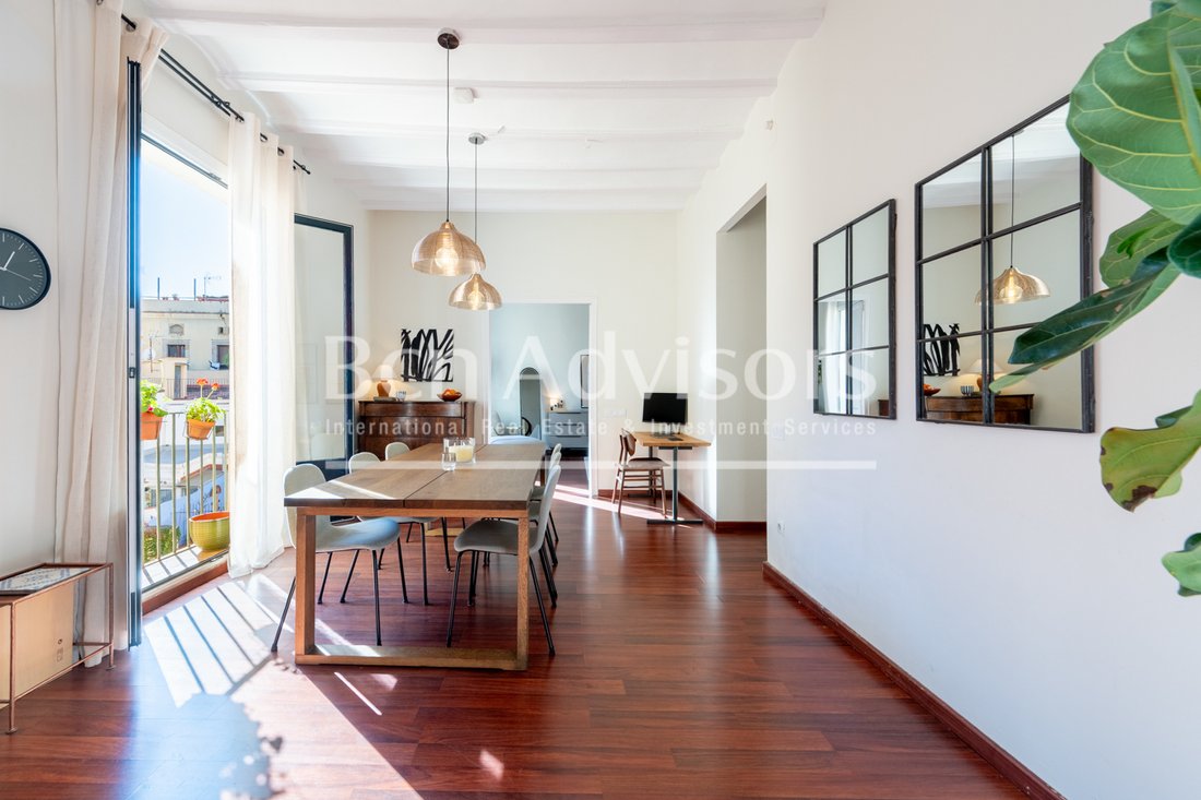 Photo inspiration: Visual Reference: Fantastic Refurbished Penthouse In A Historic In Ciutat Vella