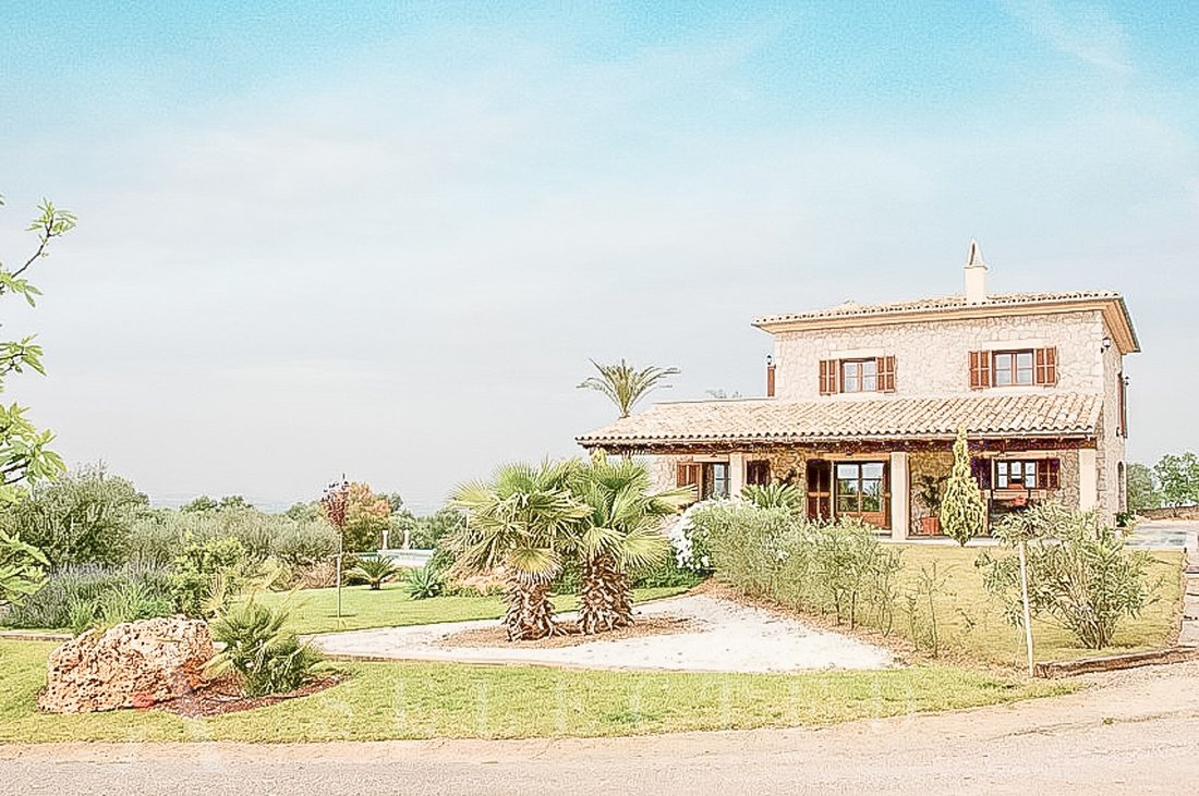 Chalet in Sineu, Balearic Islands, Spain 3 - 10696557