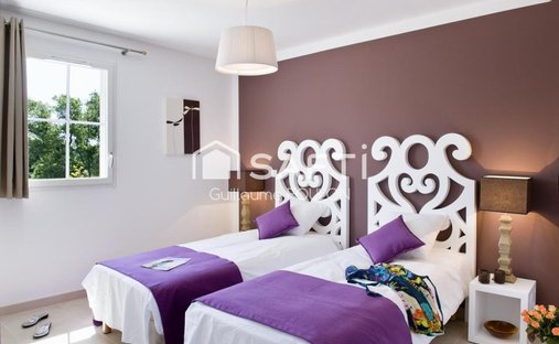 Beautiful Stone Property With Views And Pool