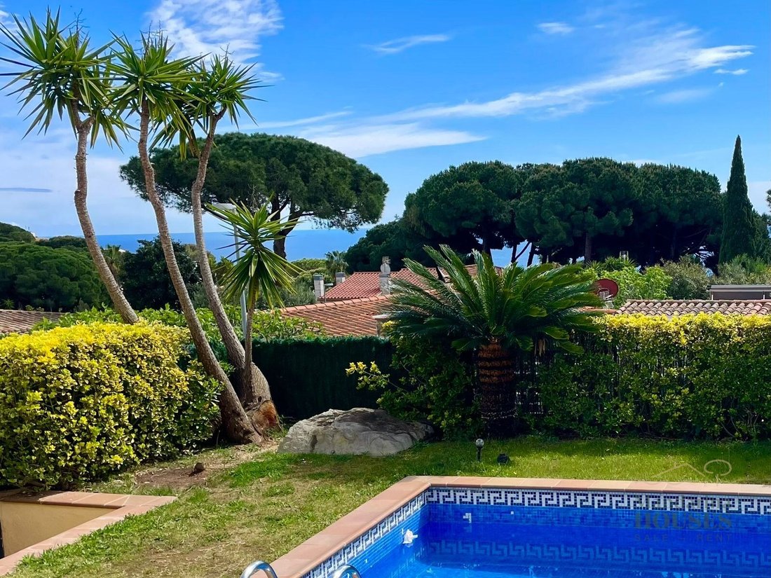 House in Lloret de Mar, Catalonia, Spain 4 - 16139655