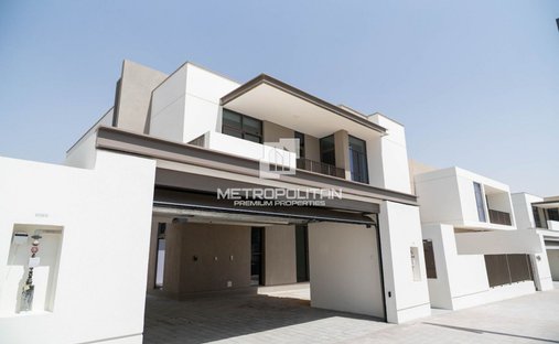Villa in Al Furjan, Dubai, United Arab Emirates 1