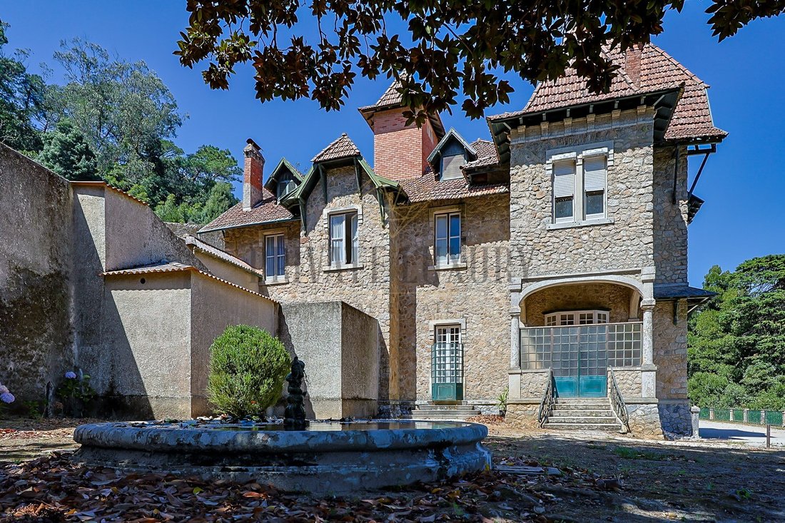 Chateau in Sintra, Lisbon, Portugal 3 - 14992894