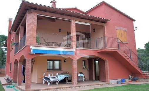 Chalet in Calonge i Sant Antoni, Catalonia, Spain 1