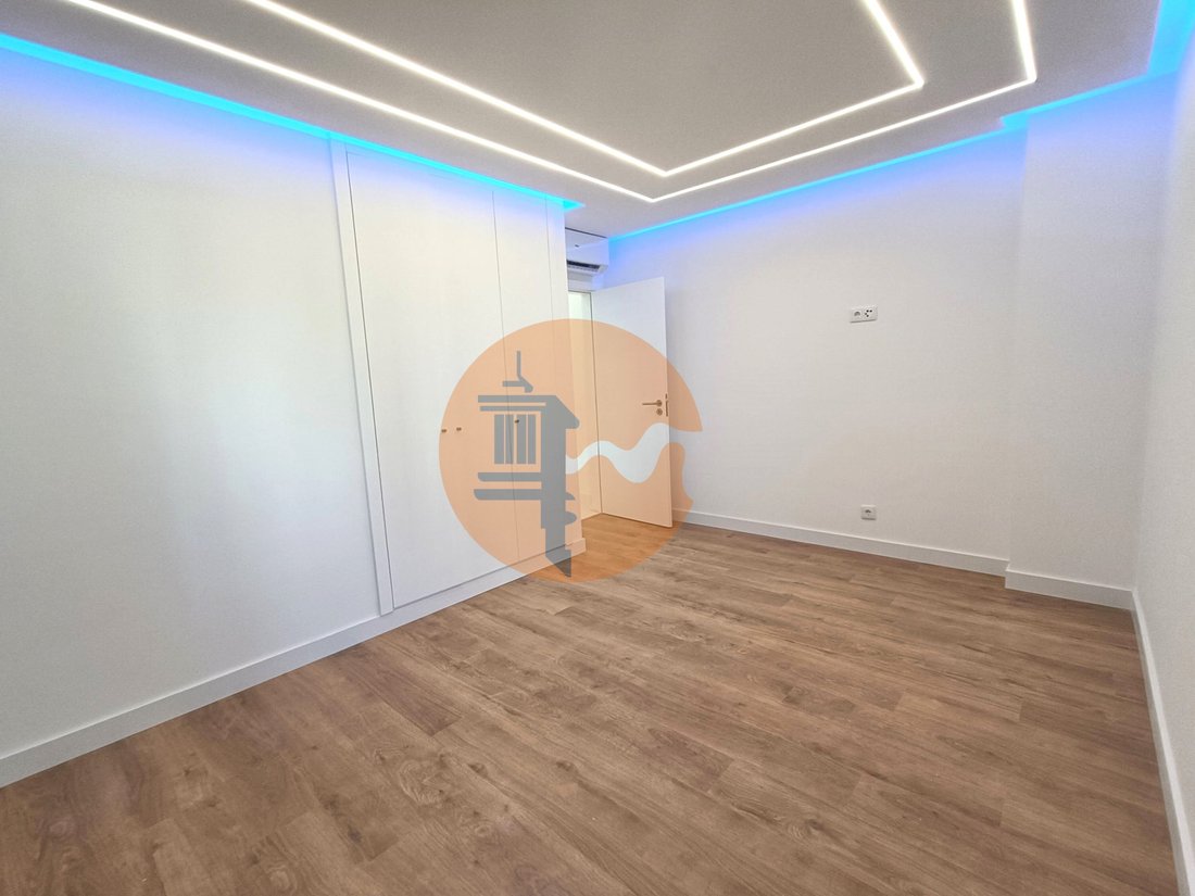 Apartment in Quarteira, Algarve, Portugal 2 - 15450326