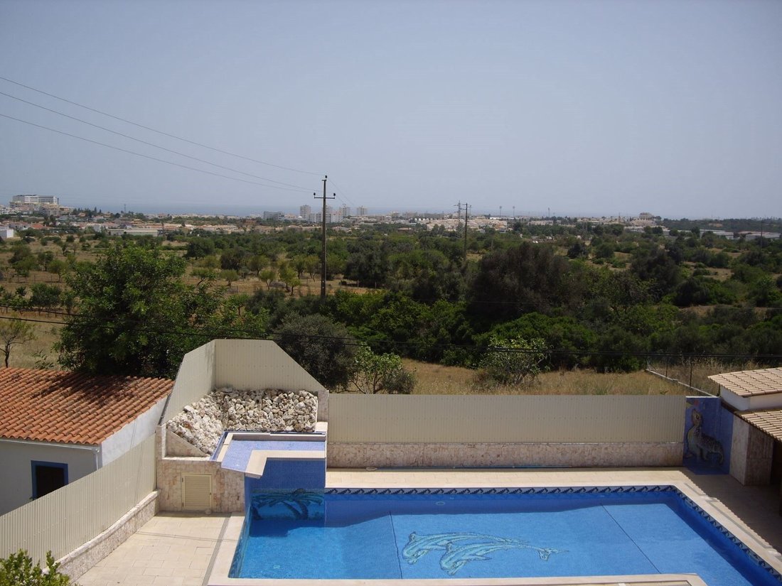 House in Olhos de Agua, Algarve, Portugal 1 - 13379432