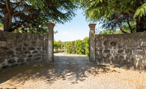 Finca en Nogueira e Silva Escura, Distrito de Oporto, Portugal 1