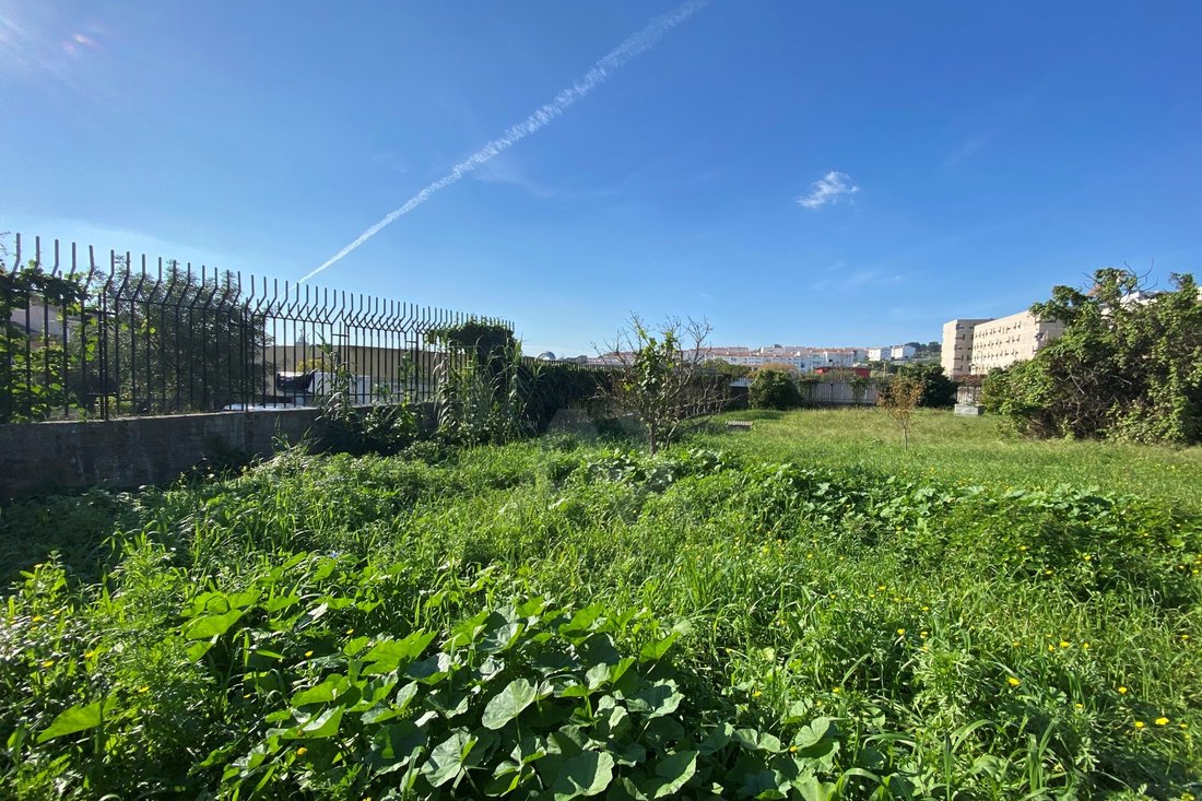 Land in Ajuda, Lisbon, Portugal 2 - 15711041
