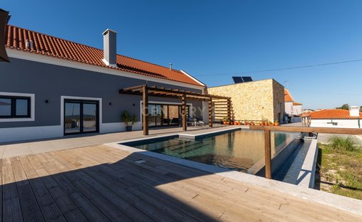 Villa in Gambia-Pontes-Alto da Guerra, Setubal, Portugal 1