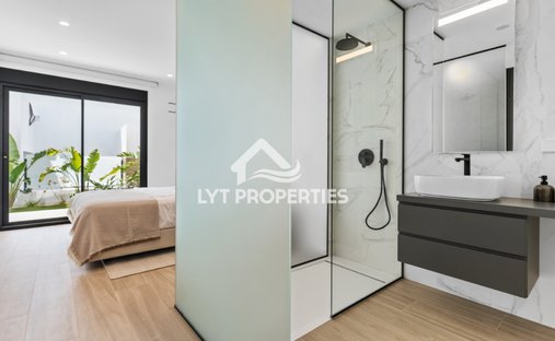 Apartment in el Poble Nou de Benitatxell / Benitachell, Valencian Community, Spain 1