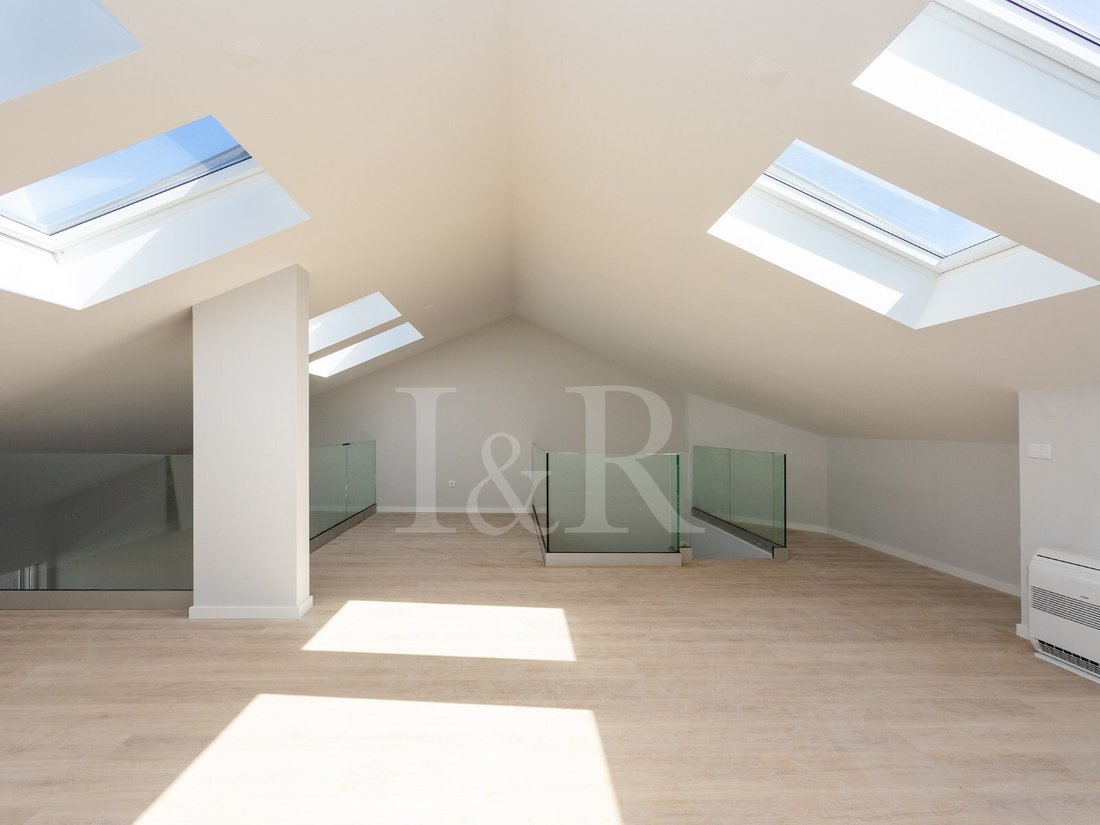 Apartment in Carcavelos e Parede, Lisbon, Portugal 5 - 15037522