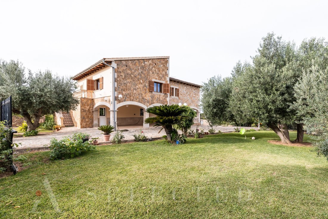 Chalet in Marratxi, Balearic Islands, Spain 1 - 15437201